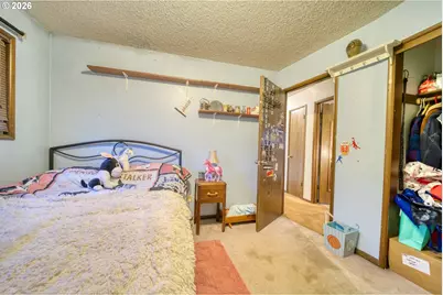 255 I St, Columbia City, OR 97018 - Photo 20
