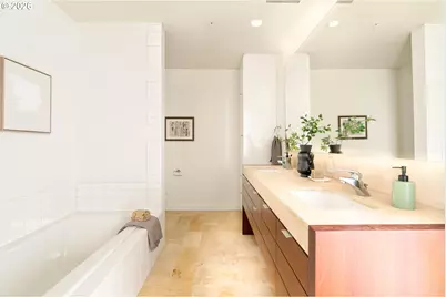 836 S Curry St #708, Portland, OR 97239 - Photo 22