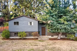 3355 SE Deswell St, Milwaukie, OR 97267 - Photo 2