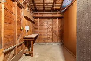 5431 SW 53rd Ave, Portland, OR 97221 - Photo 34