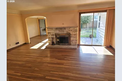 7425 N Chase Ave, Portland, OR 97217 - Photo 6
