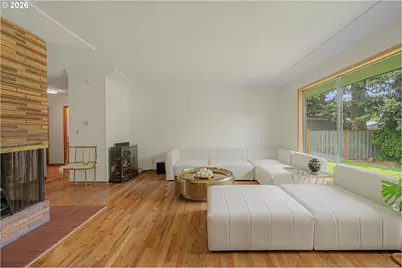 14045 NE Sacramento St, Portland, OR 97230 - Photo 8