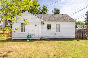 8005 SE Malden St, Portland, OR 97206 - Photo 14