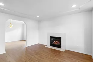 10707 NW 7th Ave, Vancouver, WA 98685 - Photo 8