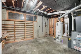 5555 SW Dover Ct, Portland, OR 97225 - Photo 32