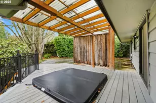 5555 SW Dover Ct, Portland, OR 97225 - Photo 38