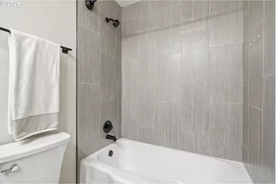 5555 SW Dover Ct, Portland, OR 97225 - Photo 26