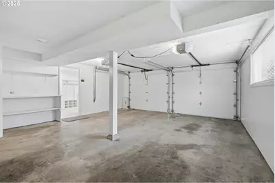 5555 SW Dover Ct, Portland, OR 97225 - Photo 40