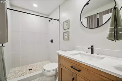 5555 SW Dover Ct, Portland, OR 97225 - Photo 22