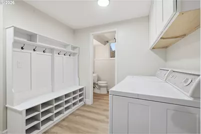 5555 SW Dover Ct, Portland, OR 97225 - Photo 34