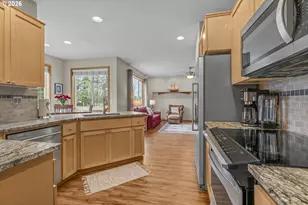 18214 S Brookstone Dr, Oregon City, OR 97045 - Photo 16