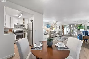 81 Oswego Summit, Lake Oswego, OR 97035 - Photo 8