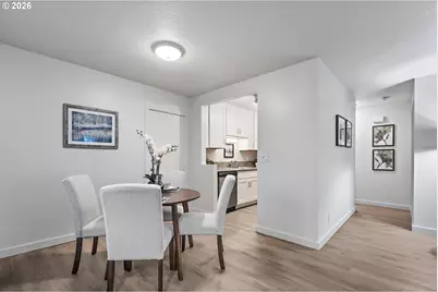 81 Oswego Summit, Lake Oswego, OR 97035 - Photo 12