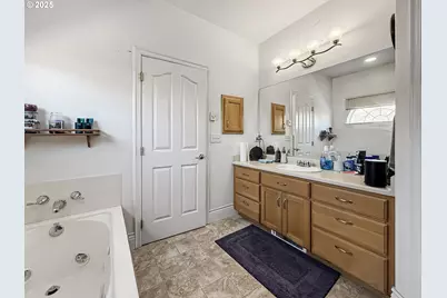 731 3rd St #C / 3, Brookings, OR 97415 - Photo 30