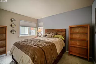 528 Creekside Dr, Salem, OR 97306 - Photo 42