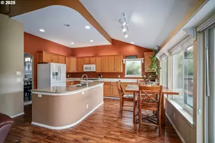 528 Creekside Dr, Salem, OR 97306 - Photo 16