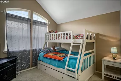 528 Creekside Dr, Salem, OR 97306 - Photo 40