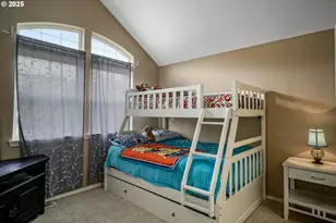 528 Creekside Dr, Salem, OR 97306 - Photo 40