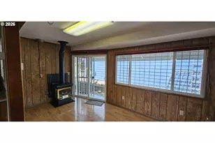 16055 SW Queen Victoria Pl, Portland, OR 97224 - Photo 12