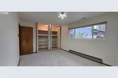 16055 SW Queen Victoria Pl, Portland, OR 97224 - Photo 6