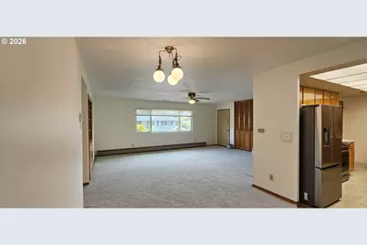 16055 SW Queen Victoria Pl, Portland, OR 97224 - Photo 4