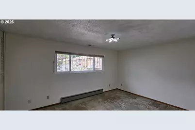 16055 SW Queen Victoria Pl, Portland, OR 97224 - Photo 18