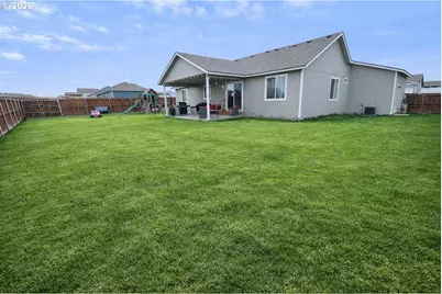 2665 Curlew St, Umatilla, OR 97882 - Photo 16