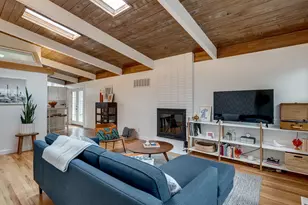 434 NE 130th Pl, Portland, OR 97230 - Photo 2