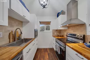 111 S Dolphin St, Rockaway Beach, OR 97136 - Photo 18