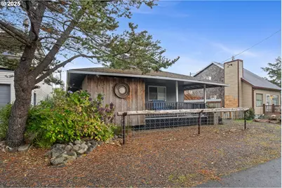 111 S Dolphin St, Rockaway Beach, OR 97136 - Photo 2