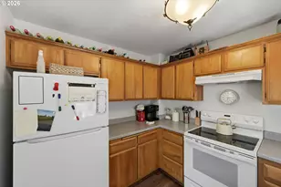3840 Buccaneer Ln, North Bend, OR 97459 - Photo 12