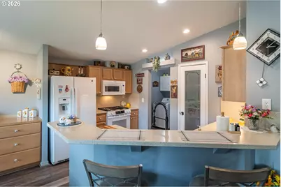345 Littlebrook Ln, Roseburg, OR 97471 - Photo 8