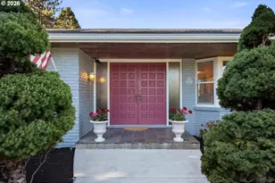 18345 SE Cheldelin Rd, Gresham, OR 97080 - Photo 4