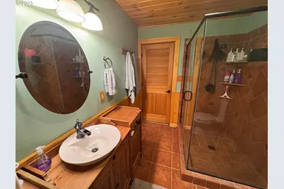 1415 N Alvord Ln, Otis, OR 97368 - Photo 32