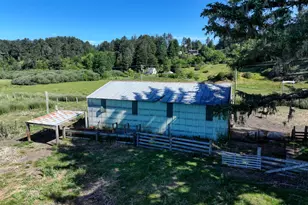94665 N Bank Pistol River Rd, Gold Beach, OR 97444 - Photo 24