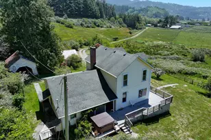 94665 N Bank Pistol River Rd, Gold Beach, OR 97444 - Photo 12