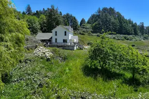 94665 N Bank Pistol River Rd, Gold Beach, OR 97444 - Photo 22