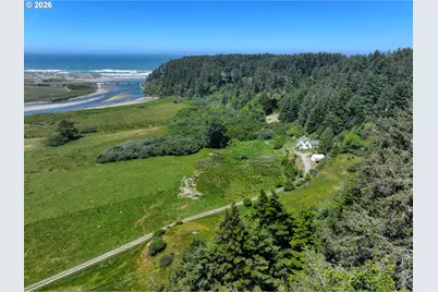 94665 N Bank Pistol River Rd, Gold Beach, OR 97444 - Photo 20