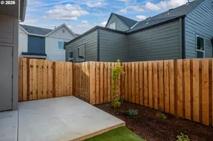 1126 NE 84th Ave, Portland, OR 97220 - Photo 40
