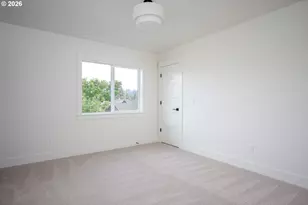 1126 NE 84th Ave, Portland, OR 97220 - Photo 22