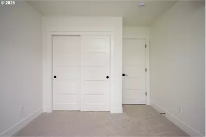 1126 NE 84th Ave, Portland, OR 97220 - Photo 30