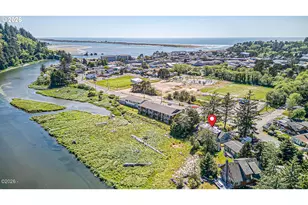 4702 SE 51st St, Lincoln City, OR 97367 - Photo 4
