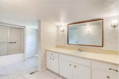 4702 SE 51st St, Lincoln City, OR 97367 - Photo 32