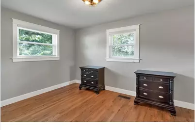 230 SE Howell Prairie Rd, Salem, OR 97317 - Photo 16