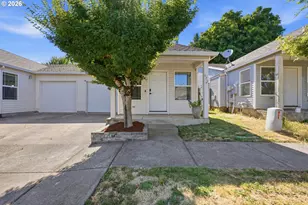 879 SW Junction Pl, Gresham, OR 97080 - Photo 2