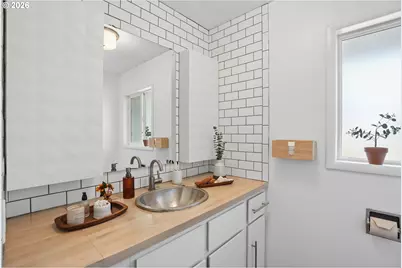 1120 NE 162nd Ave, Portland, OR 97230 - Photo 26