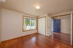 205 E Myrtlewood Ct, Newberg, OR 97132 - Photo 12