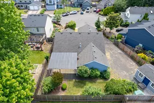 205 E Myrtlewood Ct, Newberg, OR 97132 - Photo 38