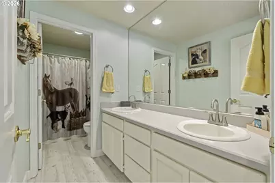 14415 NE Mountain View Dr, Battle Ground, WA 98604 - Photo 26