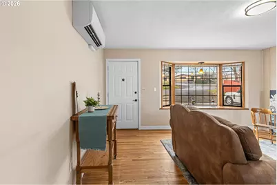 11 NE Nelson Dr, Pendleton, OR 97801 - Photo 8